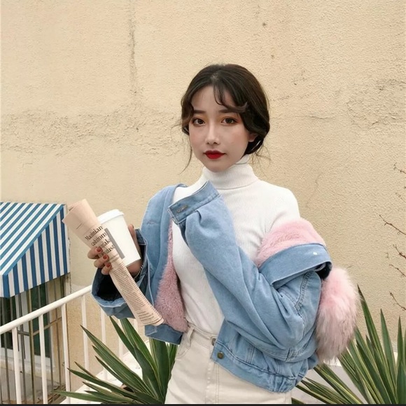 ✨MORE SIZES✨ Pink Faux Fur Trimmed Jean Jacket - Picture 6 of 14